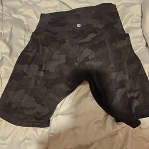 Lululemon Align 8" Black Camo Short